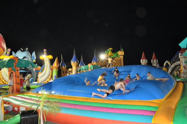 Kolandia Park - Air2jeux - Locations de jeux gonflables et bien plus encore