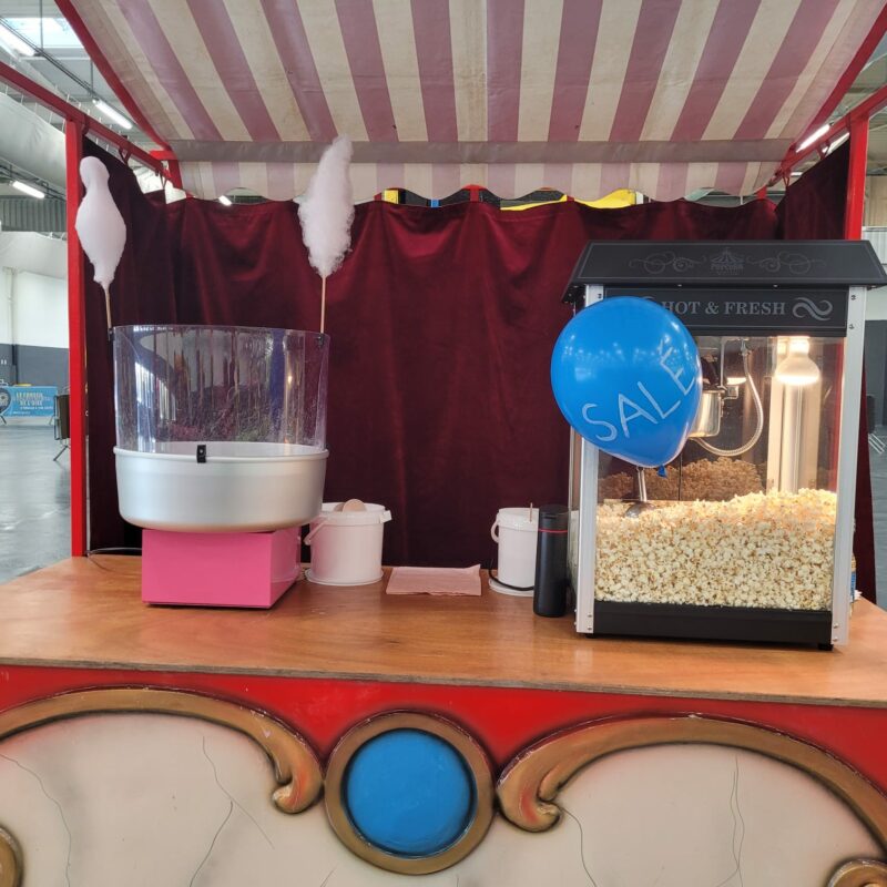 F745 STAND FORAIN GOURMANDISES